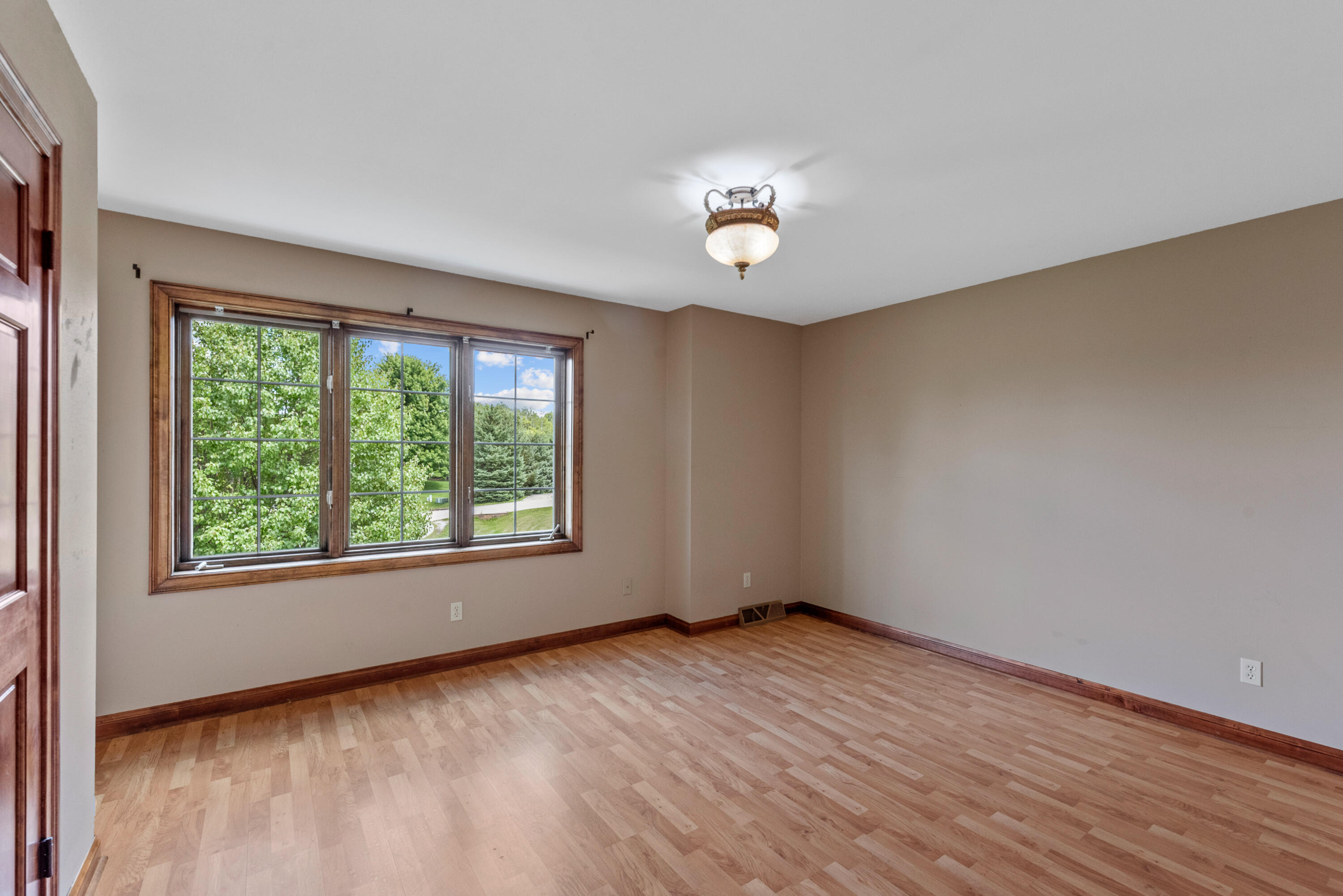 Richfield, Wisconsin 53017, United States, 4 Bedrooms Bedrooms, ,4 BathroomsBathrooms,Residential,Active,175504