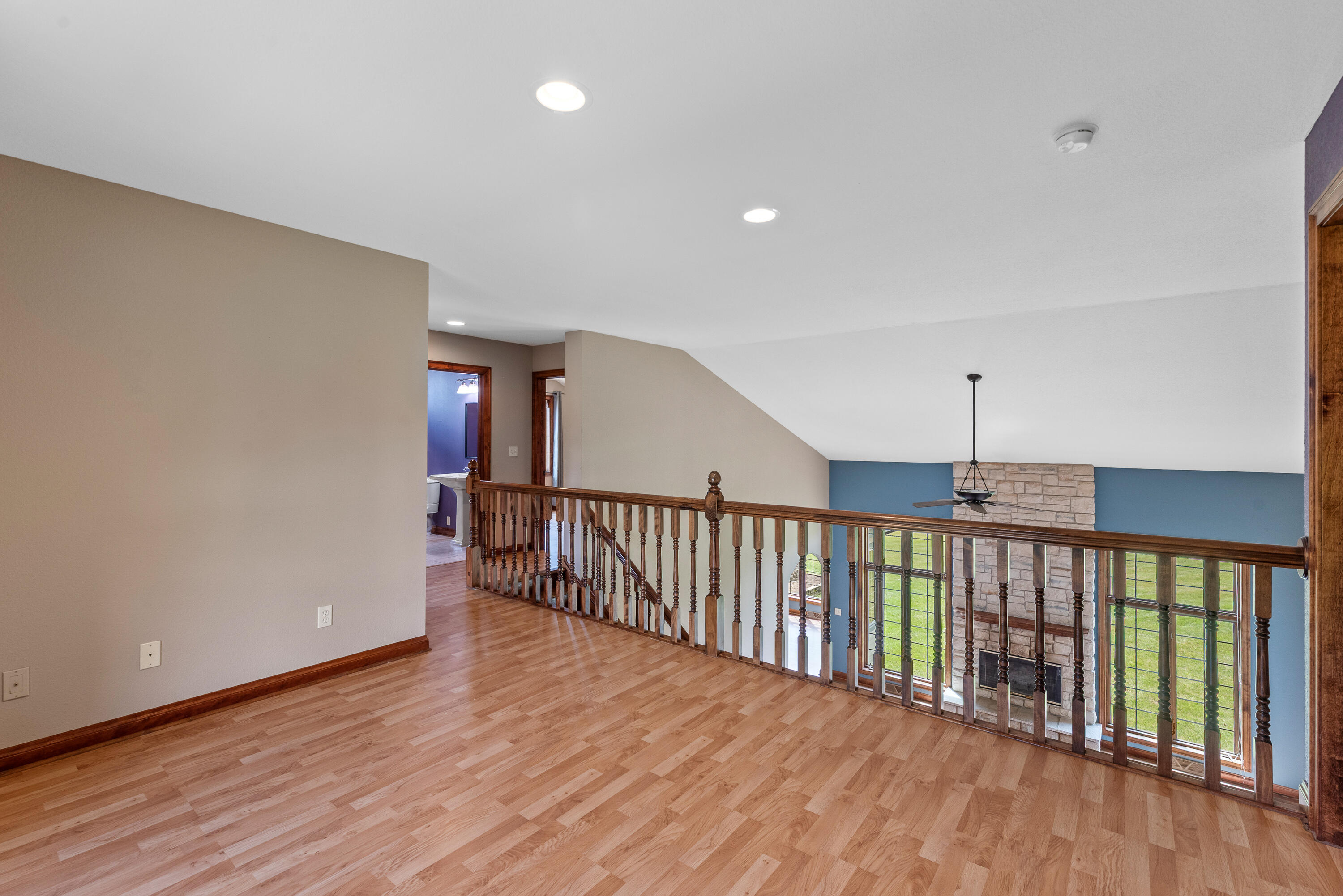 Richfield, Wisconsin 53017, United States, 4 Bedrooms Bedrooms, ,4 BathroomsBathrooms,Residential,Active,175504