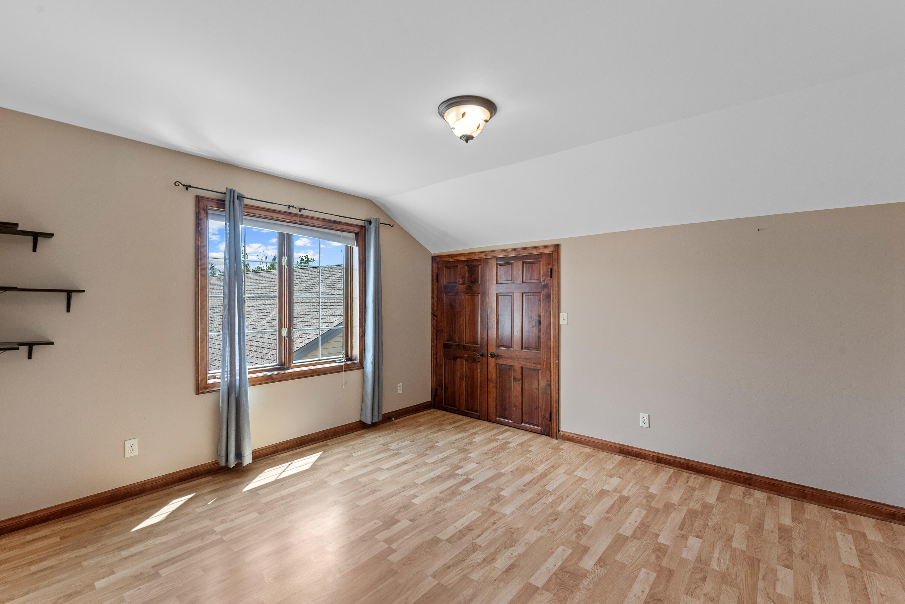 Richfield, Wisconsin 53017, United States, 4 Bedrooms Bedrooms, ,4 BathroomsBathrooms,Residential,Active,175504