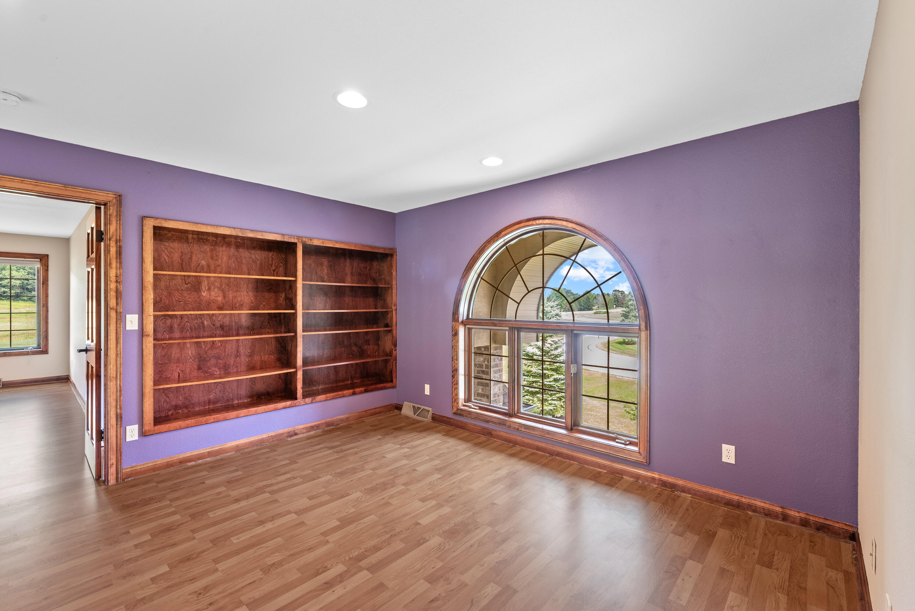 Richfield, Wisconsin 53017, United States, 4 Bedrooms Bedrooms, ,4 BathroomsBathrooms,Residential,Active,175504