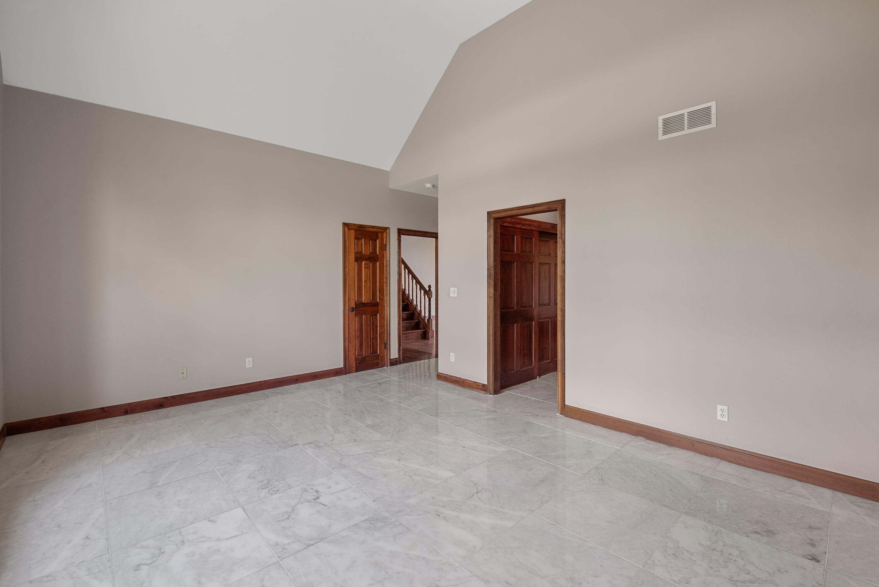 Richfield, Wisconsin 53017, United States, 4 Bedrooms Bedrooms, ,4 BathroomsBathrooms,Residential,Active,175504