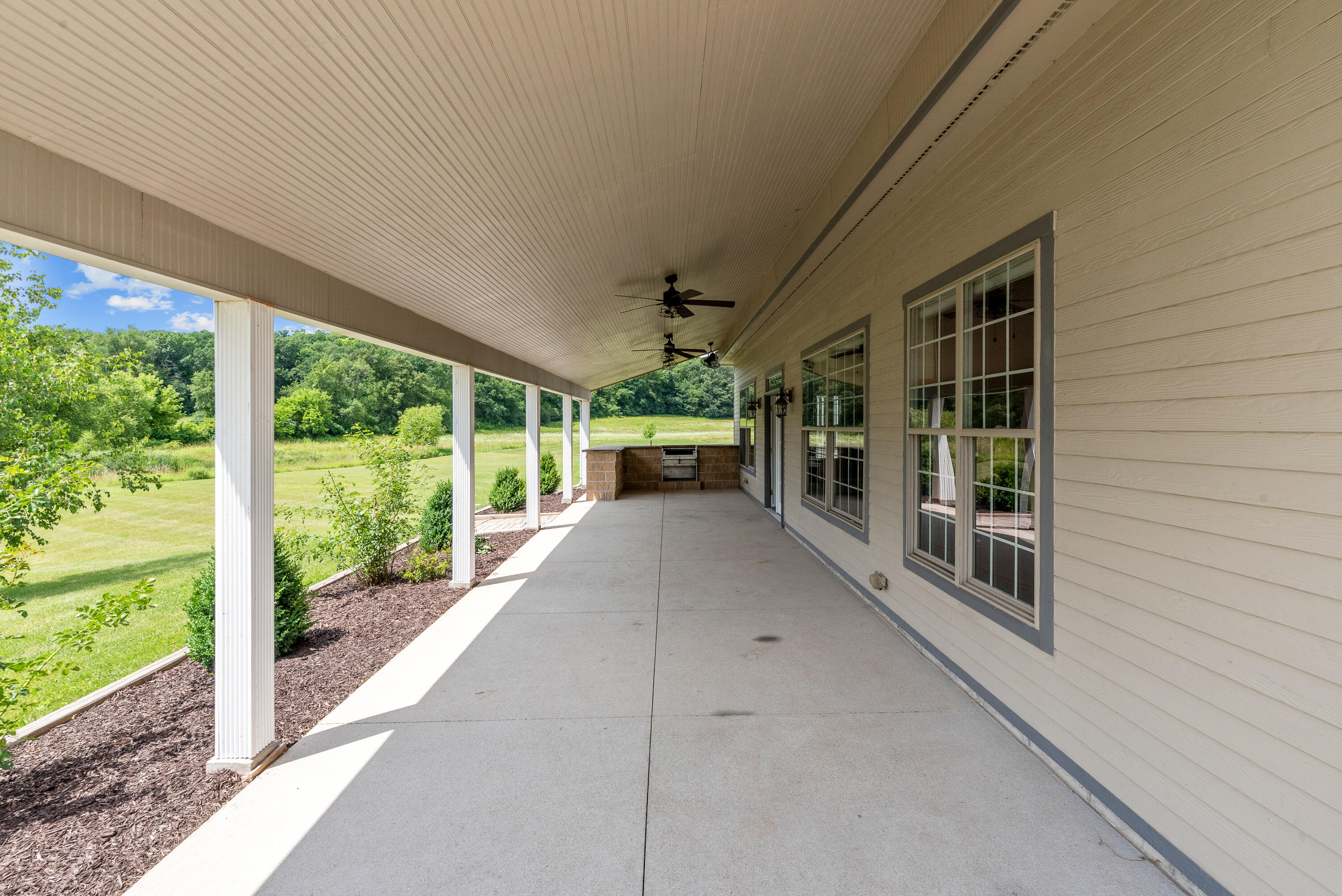 Richfield, Wisconsin 53017, United States, 4 Bedrooms Bedrooms, ,4 BathroomsBathrooms,Residential,Active,175504