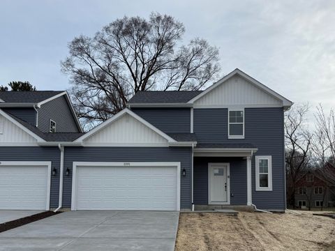 Photo of 1591 Meadowview Ct, Whitewater, WI 53190 (MLS # 1952562)