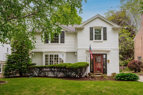 Photo of 165 N 85th St, Wauwatosa, WI 53226 (MLS # 1962843)