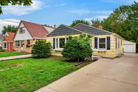 Photo of 3618 N 94th St, Milwaukee, WI 53222 (MLS # 1981383)