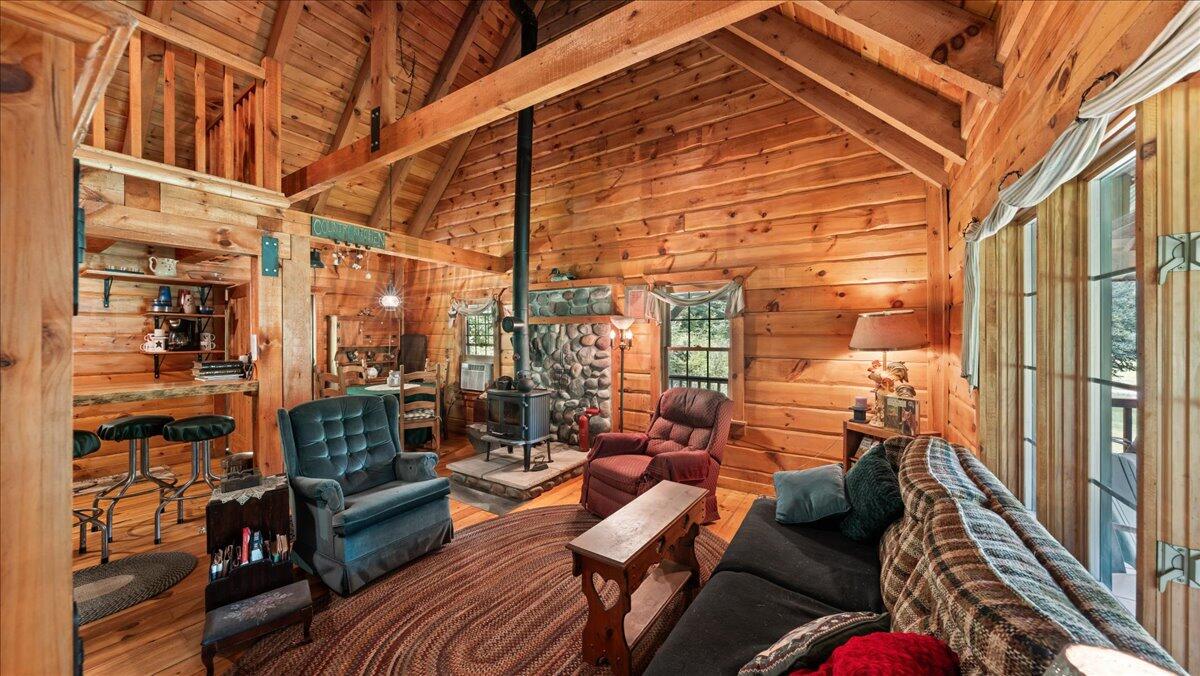 juページ E14329 Jug Creek Rd, Union, WI 54639 | MLS 1929645 | Listing