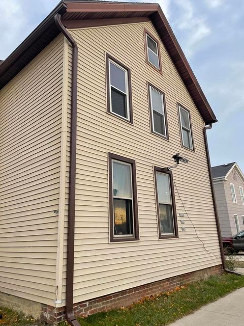 Photo of 625 S 14th St, Sheboygan, WI 53081 (MLS # 1961870)