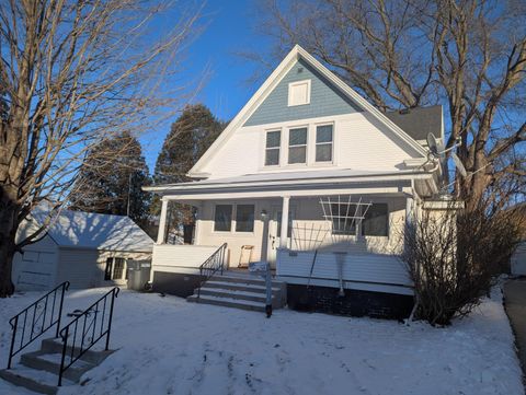 Photo of 1223 S 23rd St, Sheboygan, WI 53081 (MLS # 1948191)