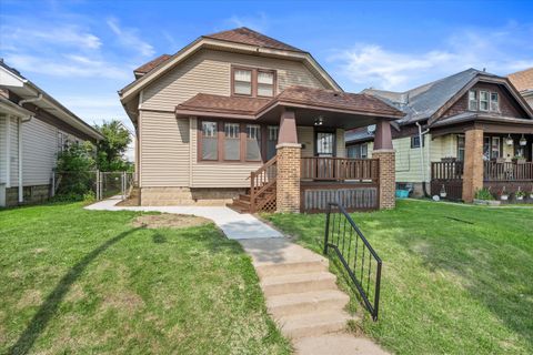 Photo of 3783 N 9th St, Milwaukee, WI 53206 (MLS # 1943063)