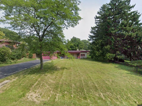 Photo of 8334 N Poplar Dr, Fox Point, WI 53217 (MLS # 1981268)
