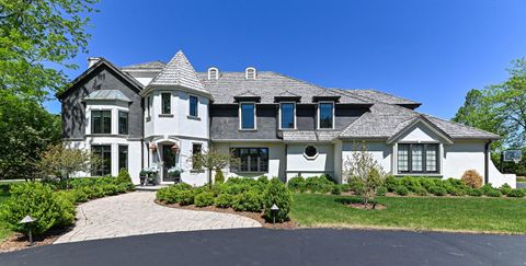 Photo of 134 E Trillium Ct, Mequon, WI 53092 (MLS # 1962981)