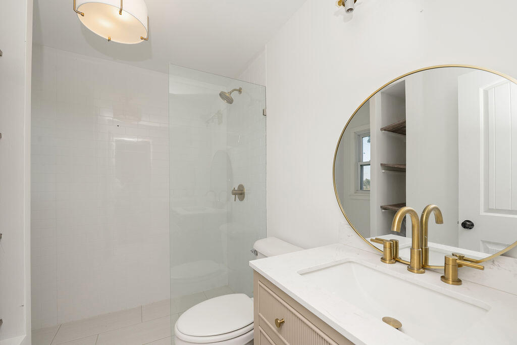 Sharon, Wisconsin 53585, United States, 3 Bedrooms Bedrooms, ,2 BathroomsBathrooms,Residential,Active,229843