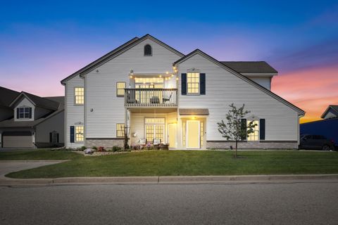Photo of 1070 Bedford Ct, Mount Pleasant, WI 53406 (MLS # 1963470)