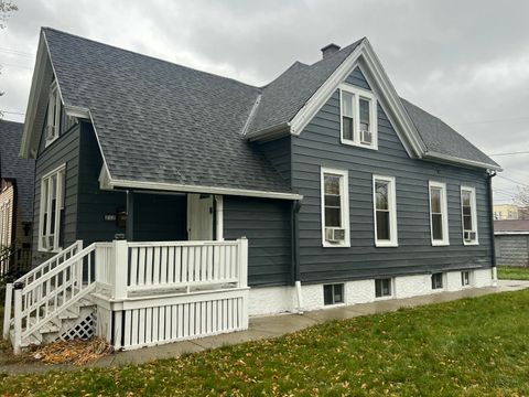 Photo of 212 W Center St, Milwaukee, WI 53212 (MLS # 1943905)