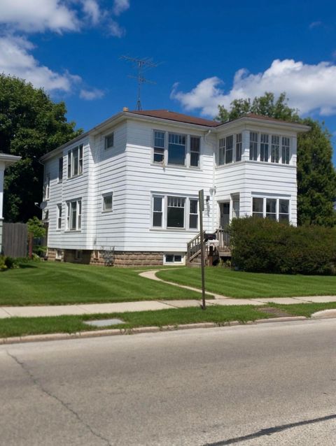 Photo of 6926 30th Ave, Kenosha, WI 53142 (MLS # 1965745)