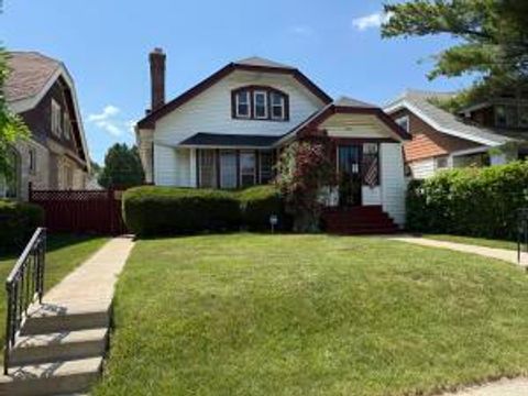 Photo of 2915 N 38th St, Milwaukee, WI 53210 (MLS # 1956275)