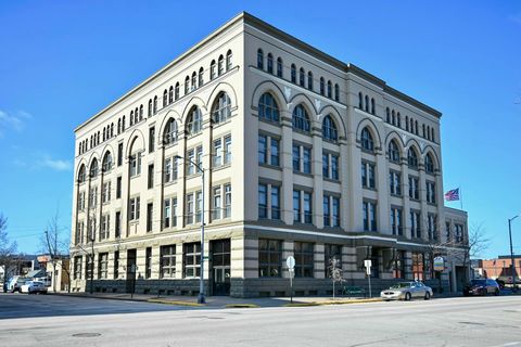 157 3rd St W Winona MN 55987