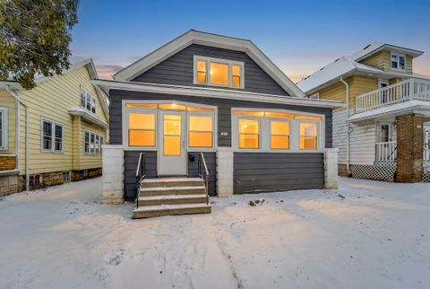 Photo of 2956 N 44TH St, Milwaukee, WI 53210 (MLS # 1947648)