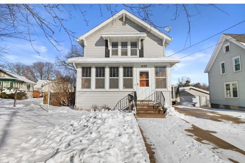 Photo of 1420 E Main St, Watertown, WI 53094 (MLS # 1944721)