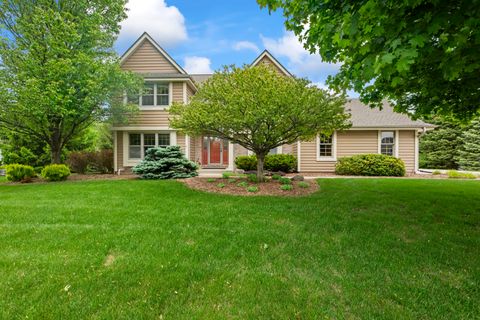 Photo of N66W14444 Ash Dr, Menomonee Falls, WI 53051 (MLS # 1921587)