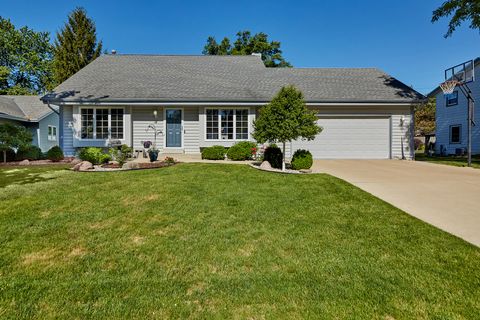 Photo of 14 Virginia St, Racine, WI 53405 (MLS # 1969526)