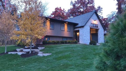 Photo of 853 Sauganash Dr, Fontana, WI 53125 (MLS # 1948006)