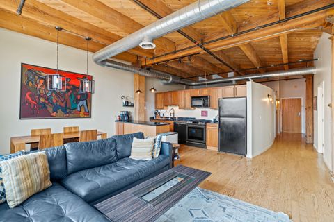 Photo of 234 E Reservoir Ave, Milwaukee, WI 53212 (MLS # 1938625)