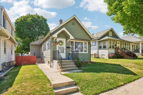 Photo of 231 S 62nd St, Milwaukee, WI 53214 (MLS # 1964987)