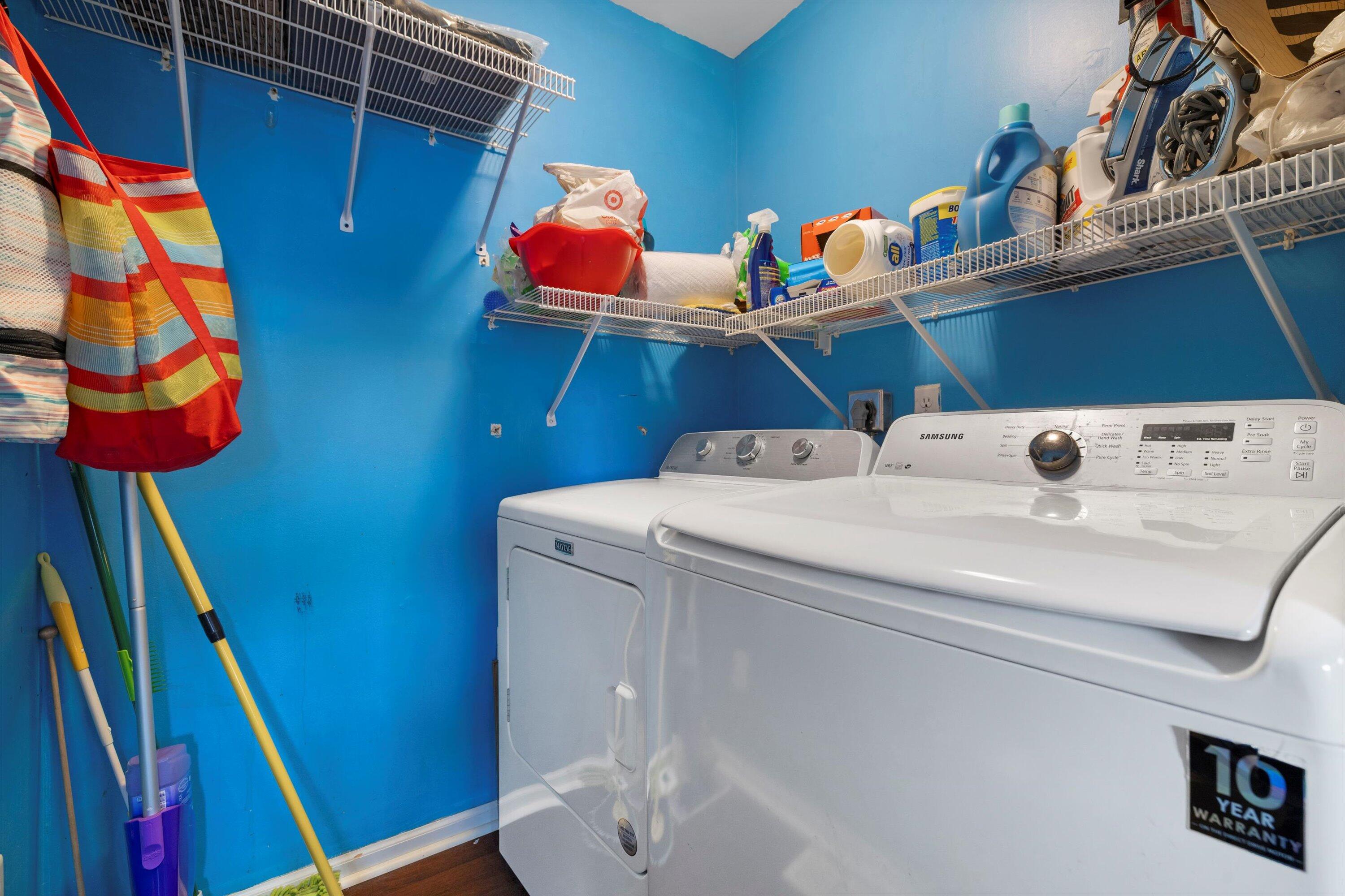 Kenosha, Wisconsin 53142, United States, 3 Bedrooms Bedrooms, ,3 BathroomsBathrooms,Residential,Pending,106799