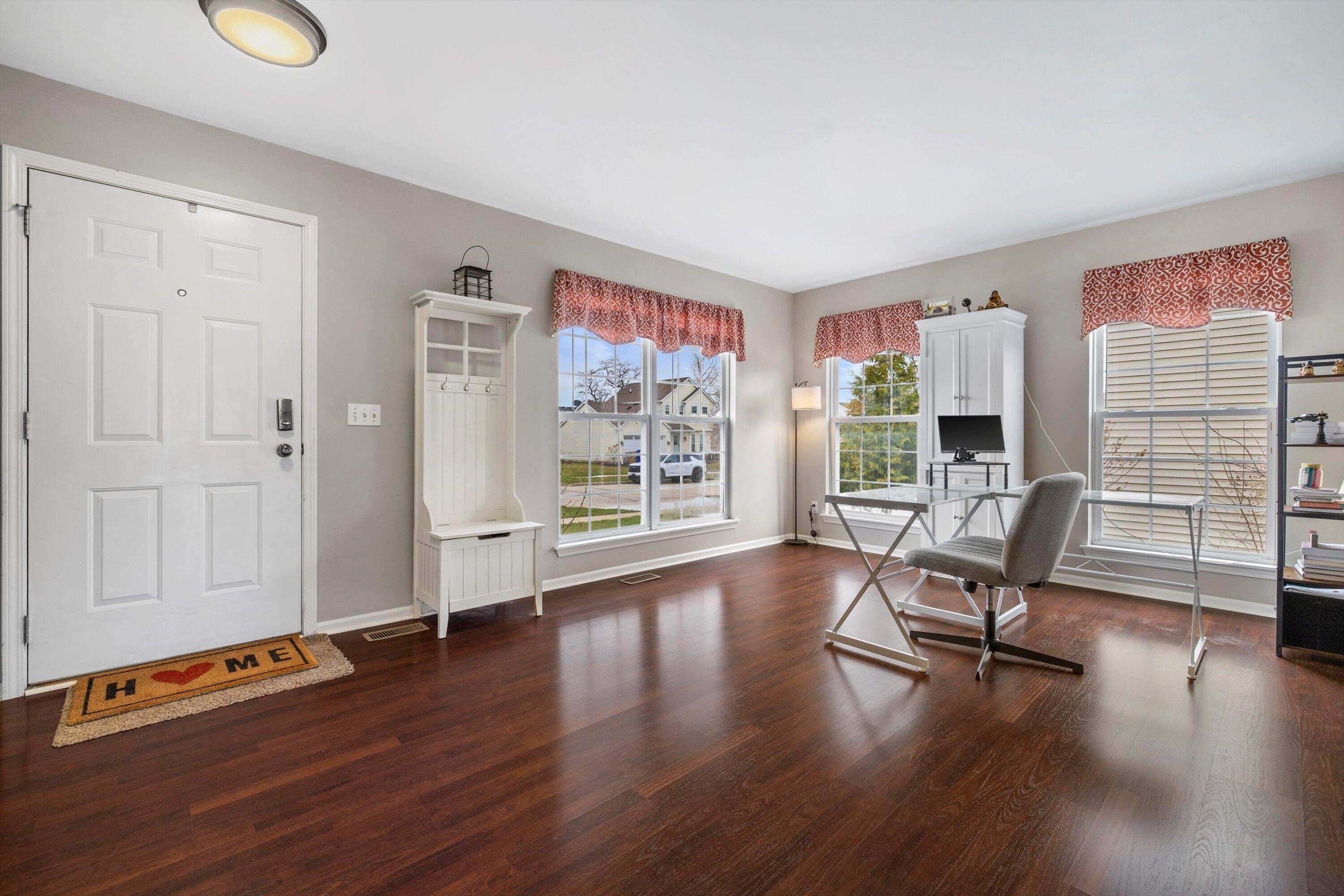 Kenosha, Wisconsin 53142, United States, 3 Bedrooms Bedrooms, ,3 BathroomsBathrooms,Residential,Pending,106799