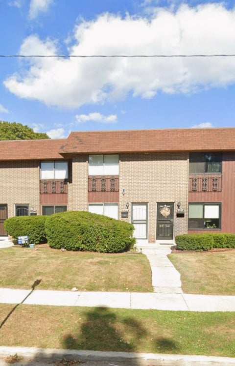 Photo of 6248 W Port Ave, Milwaukee, WI 53223 (MLS # 1981360)