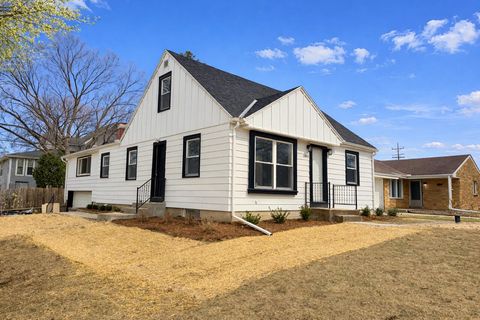 Photo of 4076 N 93rd St, Wauwatosa, WI 53222 (MLS # 1953292)