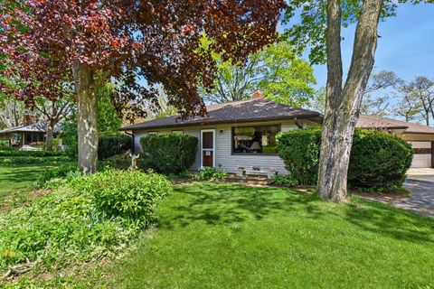 Photo of 6968 S 118th St, Franklin, WI 53132 (MLS # 1962962)