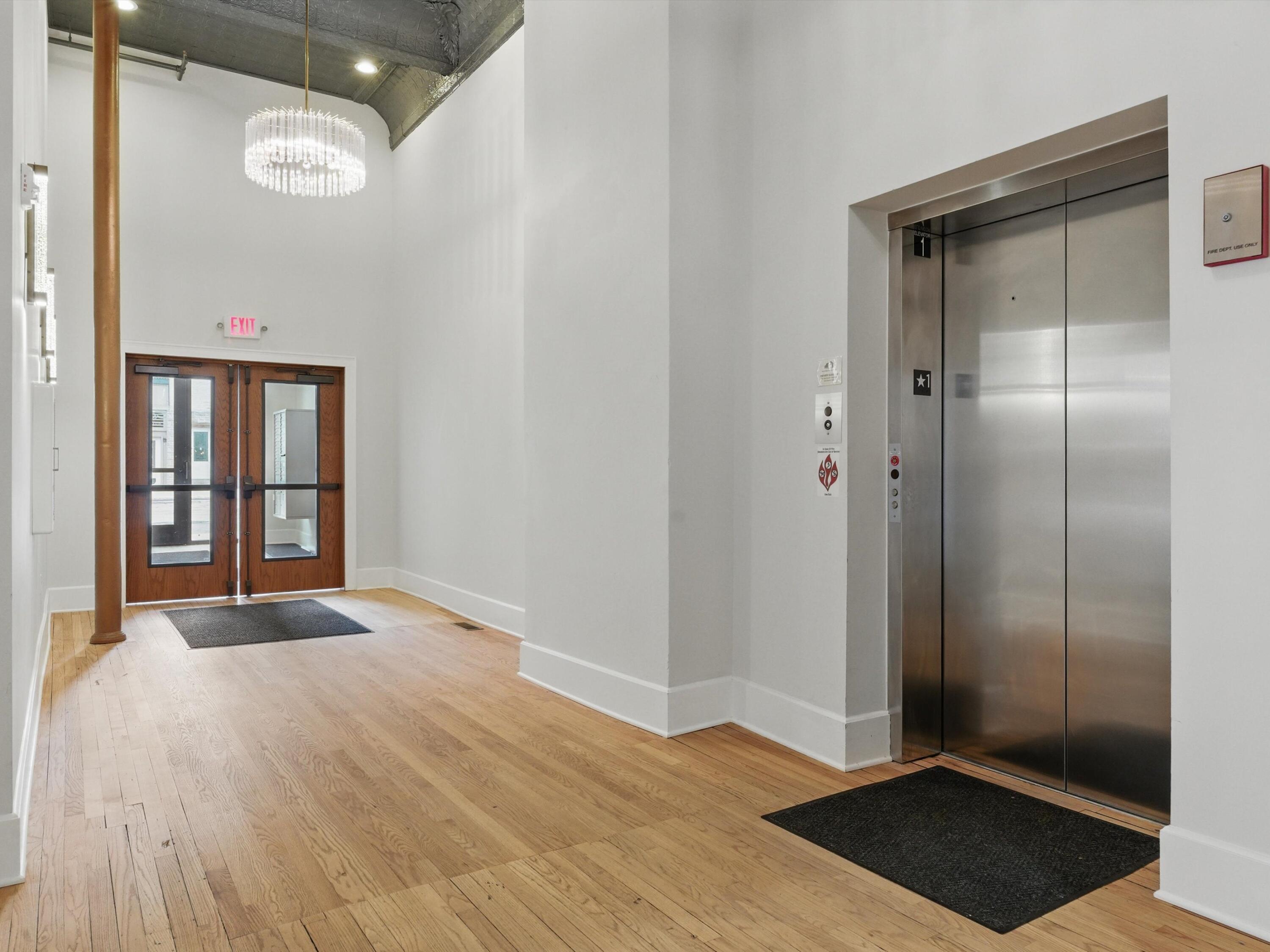 Manitowoc, Wisconsin 54220, United States, ,Residential,Active,136330