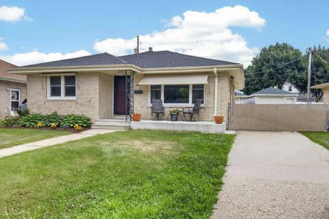 Photo of 7837 Pershing Blvd, Kenosha, WI 53142 (MLS # 1972738)