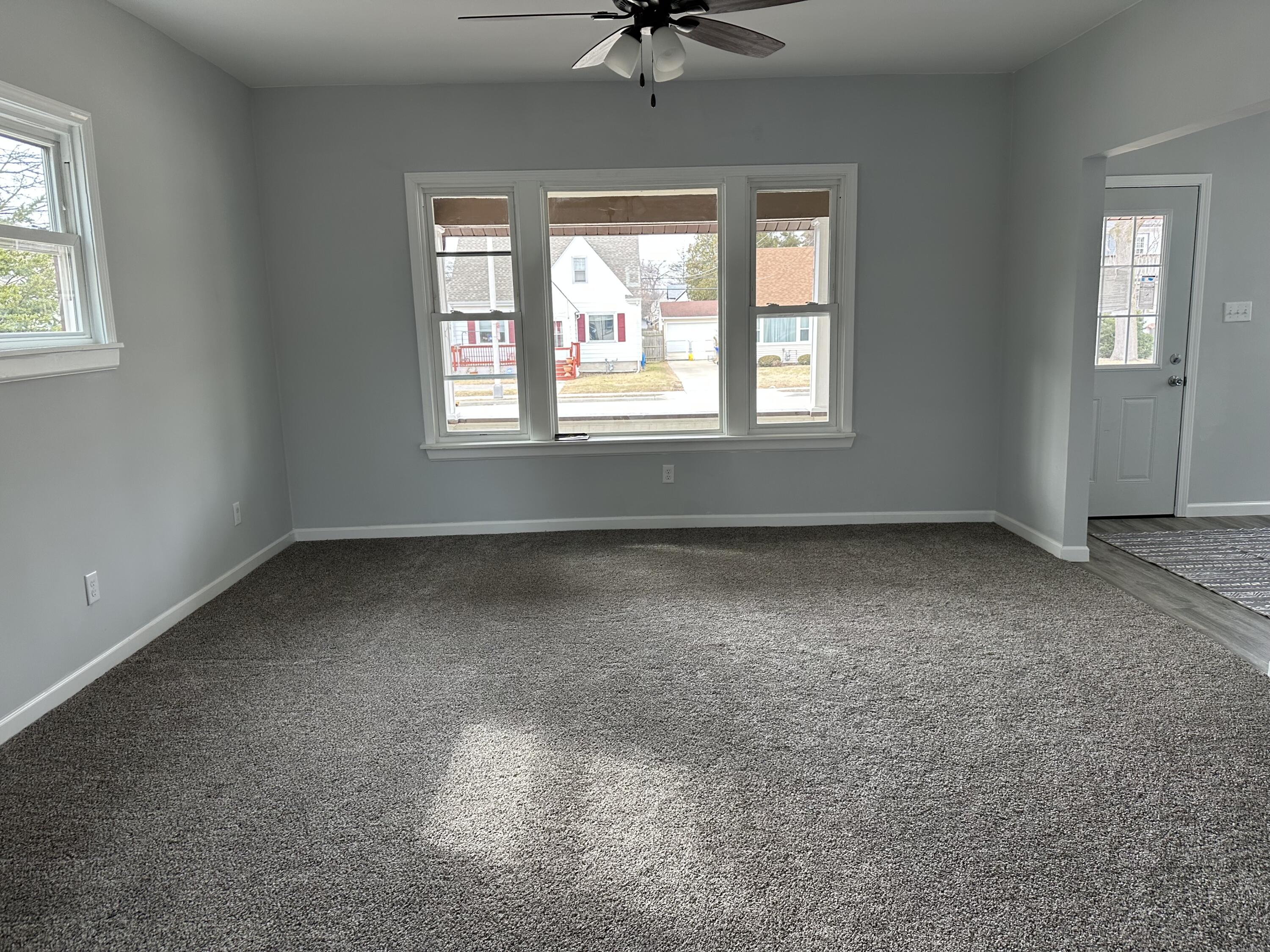 Kenosha, Wisconsin 53143, United States, 4 Bedrooms Bedrooms, ,3 BathroomsBathrooms,Residential,Active,81111