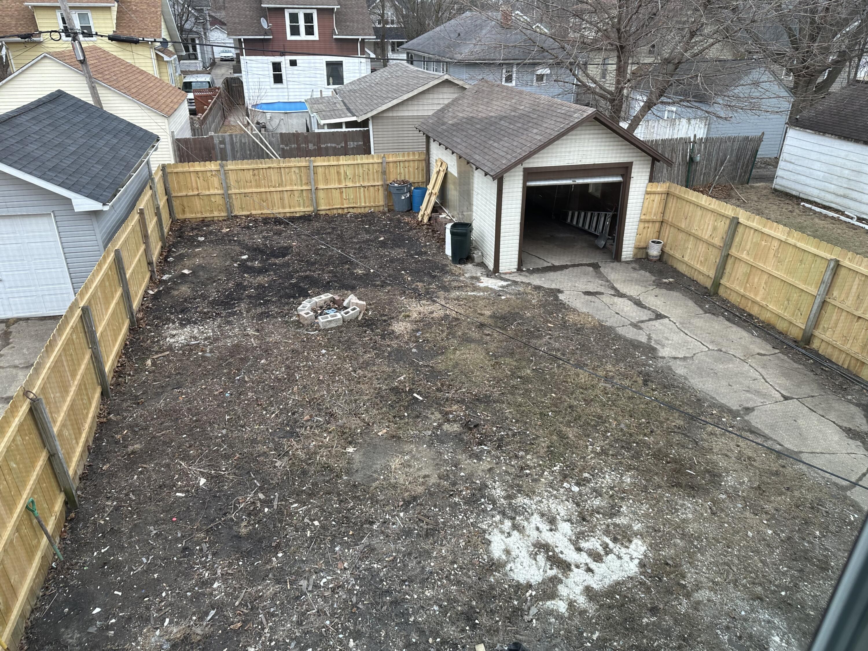 Kenosha, Wisconsin 53143, United States, 4 Bedrooms Bedrooms, ,3 BathroomsBathrooms,Residential,Active,81111