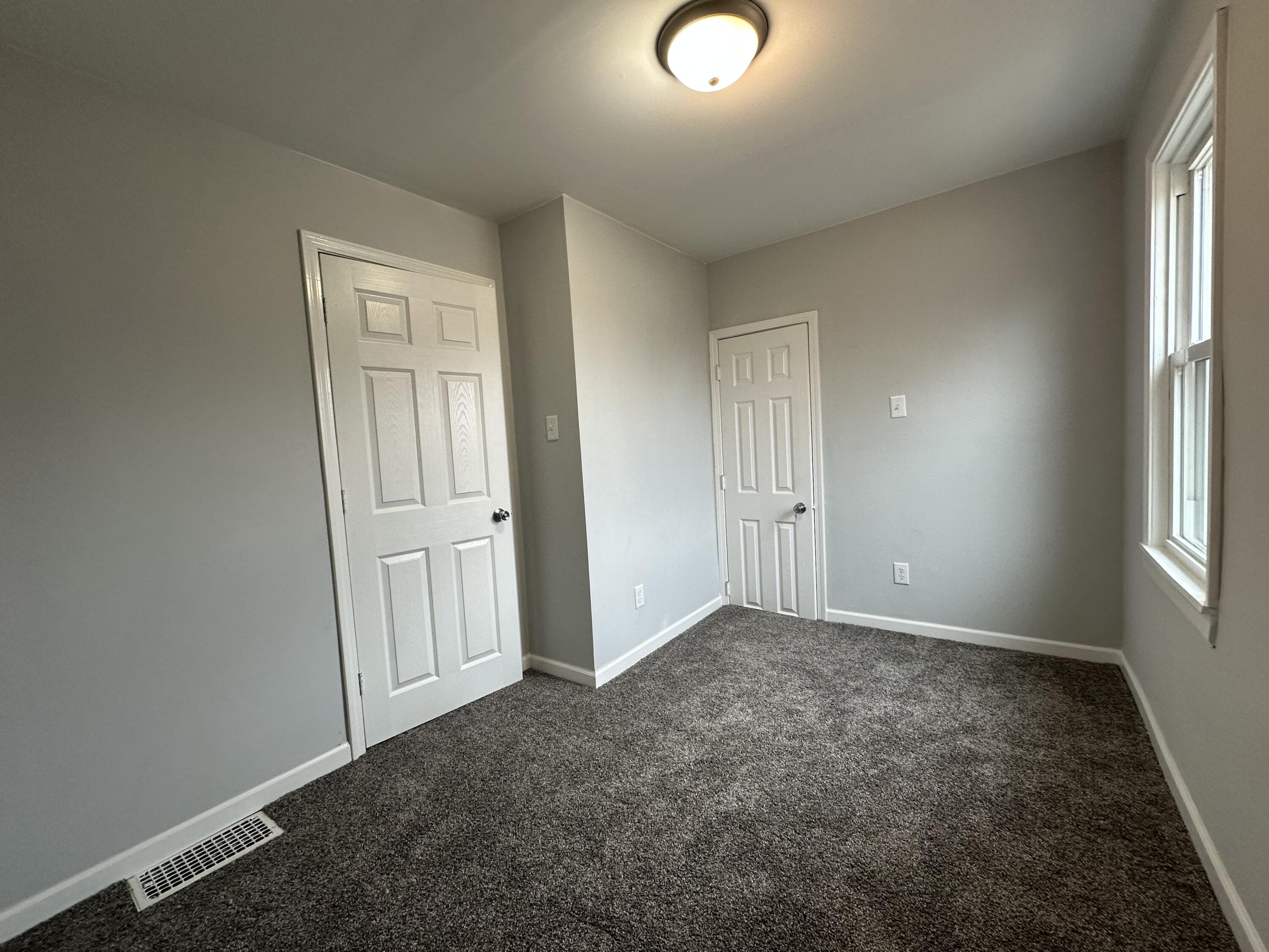 Kenosha, Wisconsin 53143, United States, 4 Bedrooms Bedrooms, ,3 BathroomsBathrooms,Residential,Active,81111