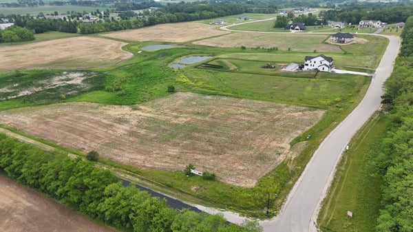 1185 BEERE LN, BURLINGTON, WI 53105 - Image b8cb7c7b111eb4c2f511d28f2178aaa8/1828834103