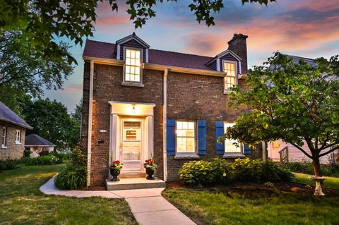 Photo of 2963 N 70th St, Milwaukee, WI 53210 (MLS # 1968174)
