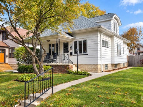 Photo of 3658 S Logan Ave, Milwaukee, WI 53207 (MLS # 1986295)