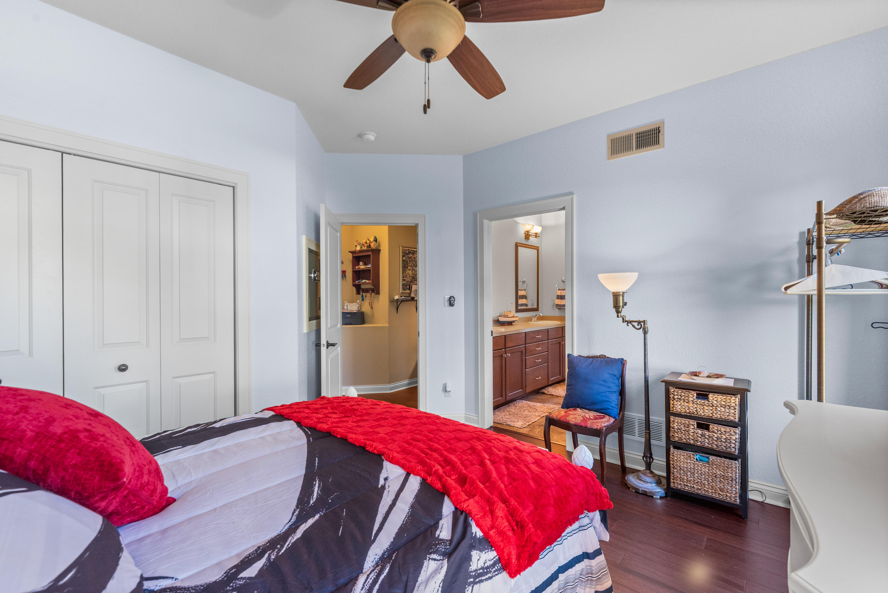 Cedarburg, Wisconsin 53012, United States, 2 Bedrooms Bedrooms, ,3 BathroomsBathrooms,Residential,Active,240900