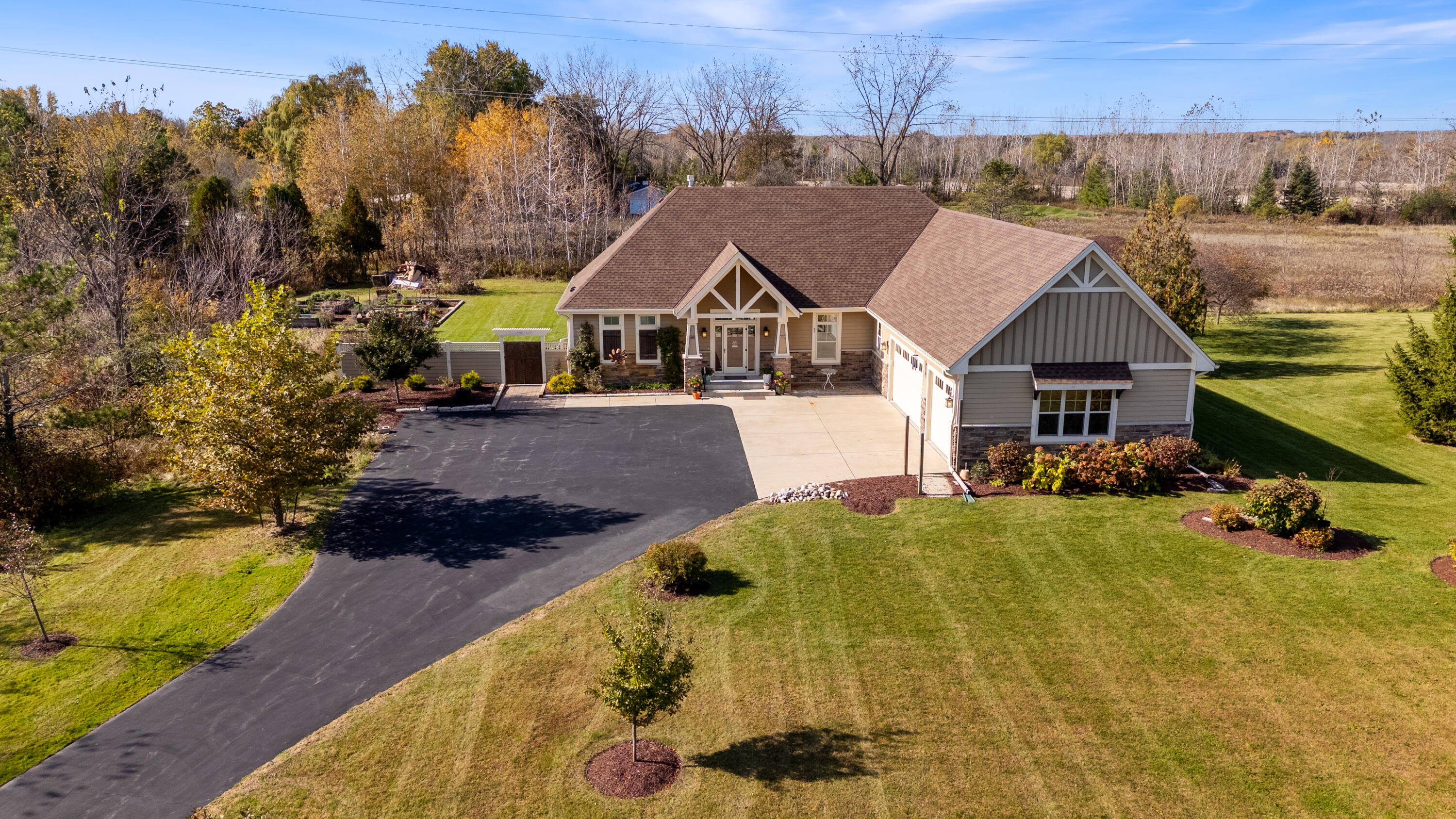 Cedarburg, Wisconsin 53012, United States, 2 Bedrooms Bedrooms, ,3 BathroomsBathrooms,Residential,Active,240900 Cedarburg, Wisconsin 53012, United States, 2 Bedrooms Bedrooms, ,3 BathroomsBathrooms,Residential,Active,240900