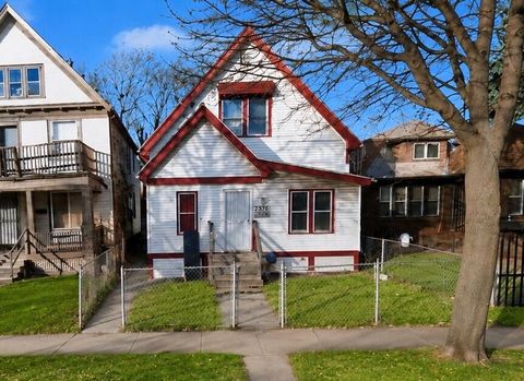 Photo of 3265 N 30th St, Milwaukee, WI 53216 (MLS # 1966425)
