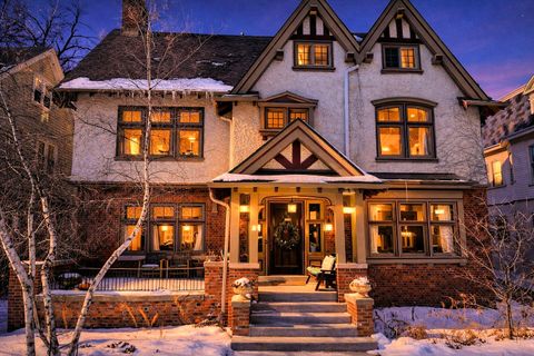 Photo of 2963 N Summit Ave, Milwaukee, WI 53211 (MLS # 1948861)