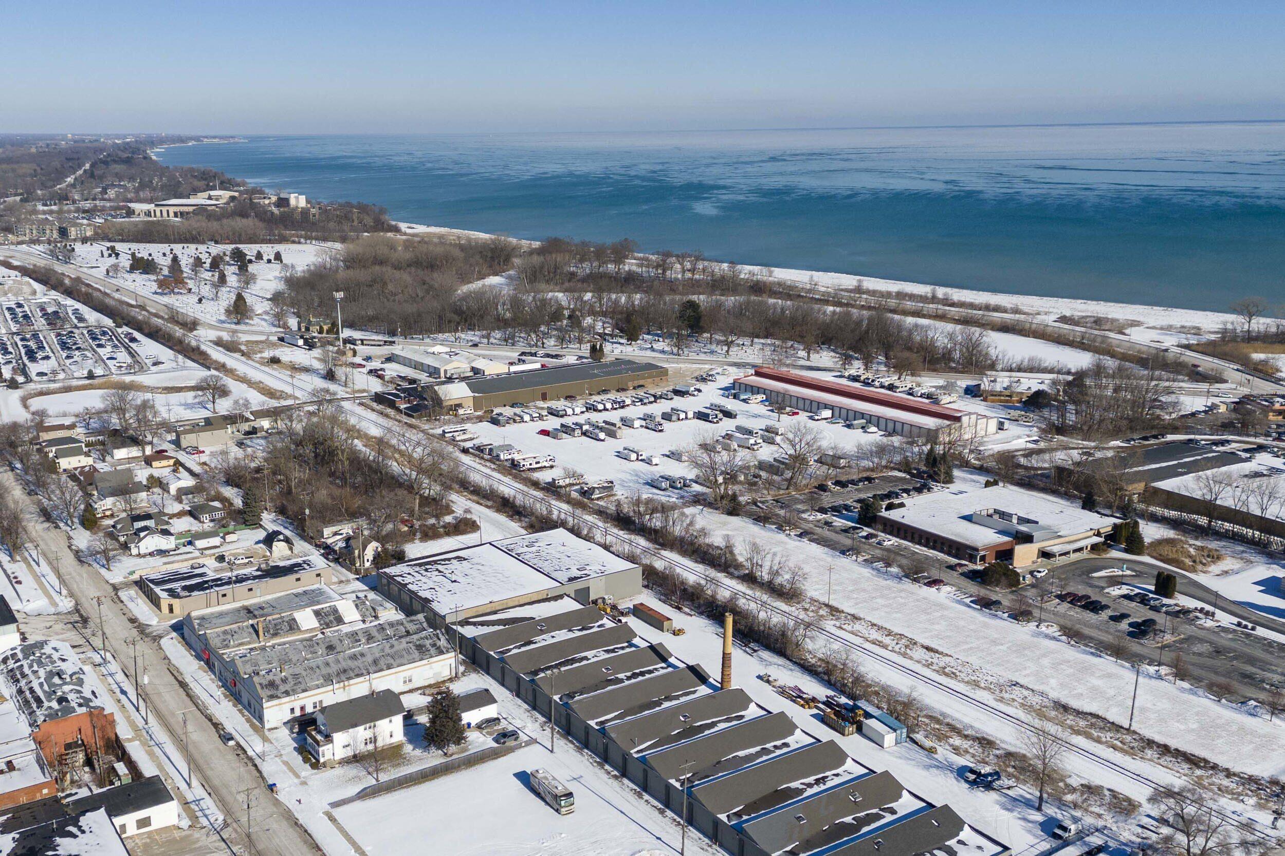 Kenosha, Wisconsin 53140, United States, ,Commercial,Active,196914