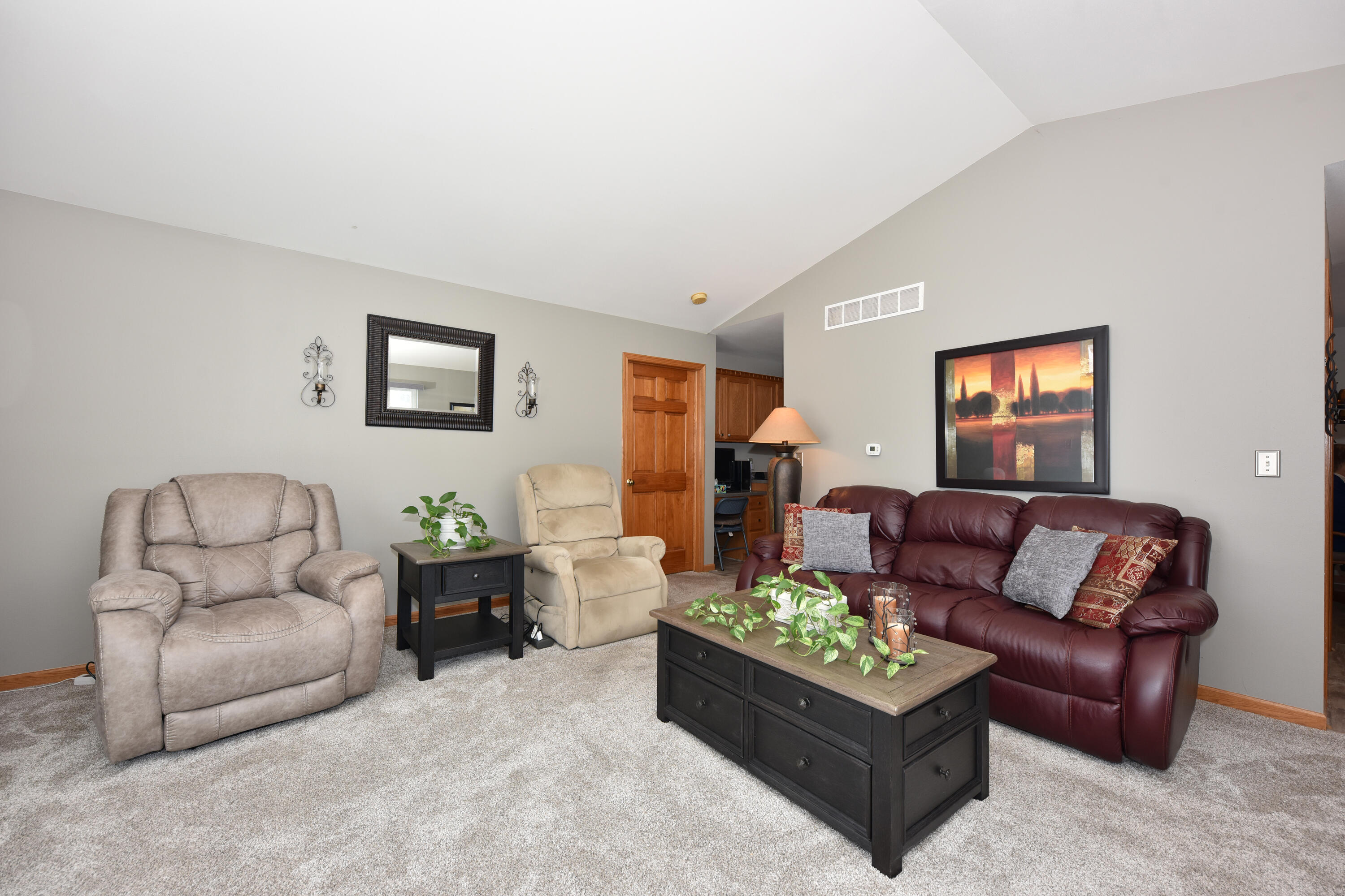 Port Washington, Wisconsin 53074, United States, 2 Bedrooms Bedrooms, ,2 BathroomsBathrooms,Residential,Active,3872