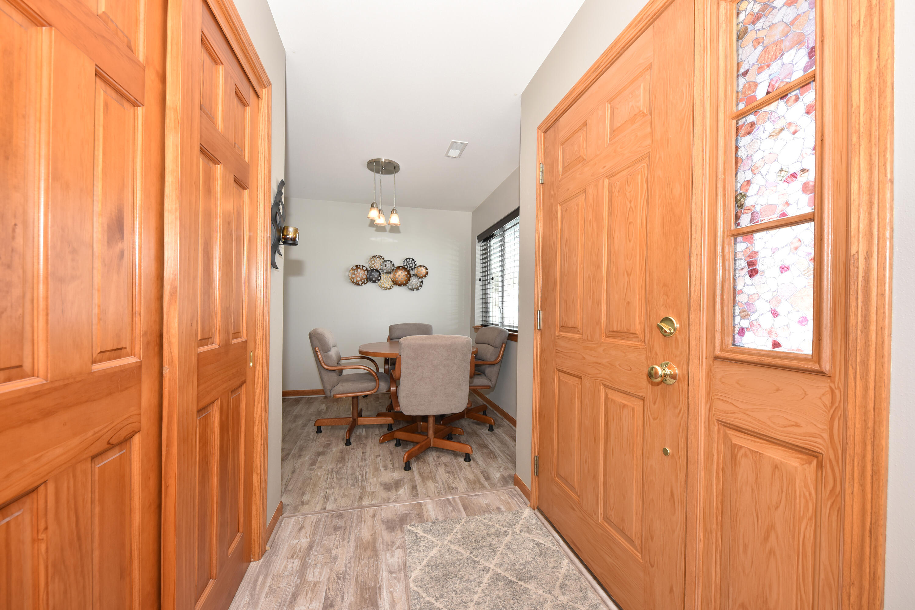 Port Washington, Wisconsin 53074, United States, 2 Bedrooms Bedrooms, ,2 BathroomsBathrooms,Residential,Active,3872