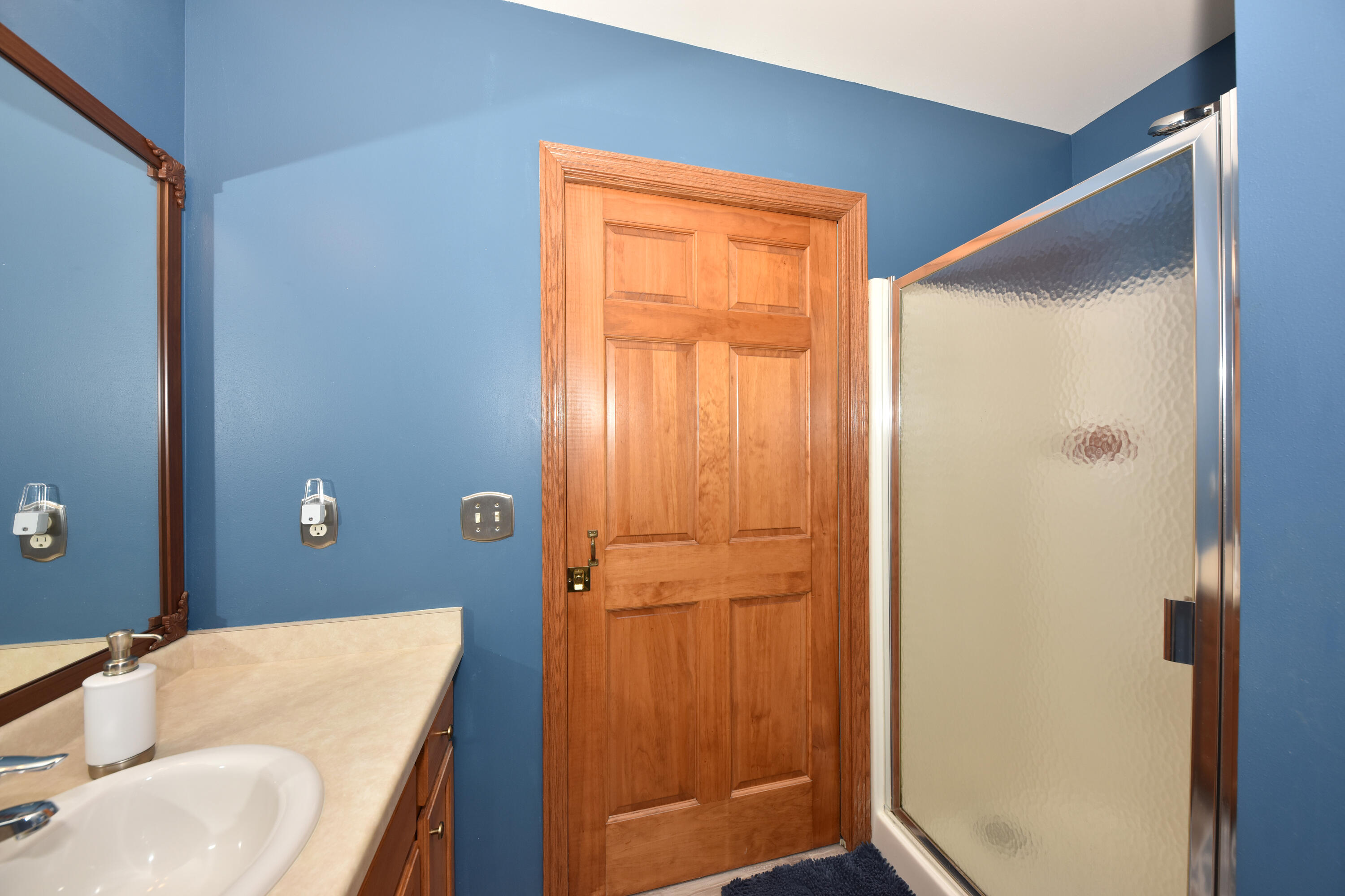 Port Washington, Wisconsin 53074, United States, 2 Bedrooms Bedrooms, ,2 BathroomsBathrooms,Residential,Active,3872