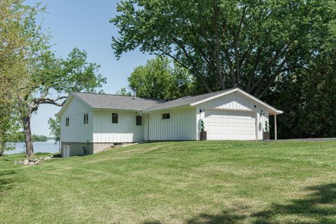 Photo of W4428 Lakeview Dr, Hustisford, WI 53034 (MLS # 1964339)